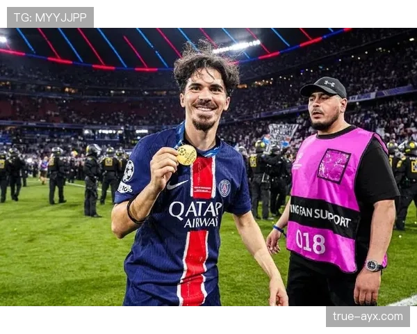 维蒂尼亚闪耀绿茵场，稳健发挥助球队斩获关键胜利