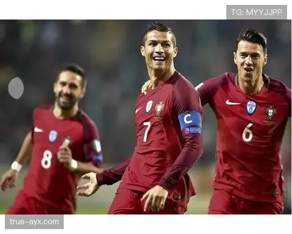 足球巨星再创辉煌，荣膺重磅奖项书写传奇新篇章