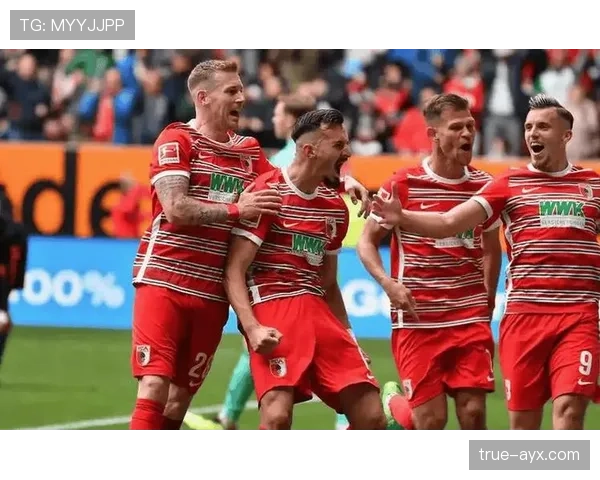 德甲格局生变:球队表现两极分化引热议,风云再起成焦点 德甲格局生变:球队表现两极分化引热议,风云再起成焦点