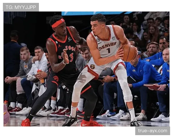 奥斯卡·罗伯特森无球跑动制胜季后赛，关键时刻效率明显领先同期后卫